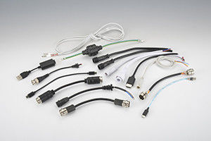 เครื่องพิมพ์พลาสติกขนาดเล็ก 25 ตัน สําหรับสาย USB
